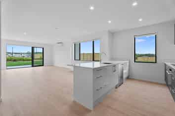 18 Kanae Drive , Beachlands
