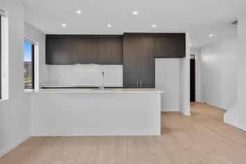 18 Kanae Drive , Beachlands
