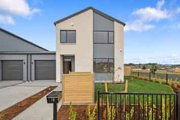 18 Kanae Drive , Beachlands