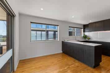148 Molesworth Street, New Plymouth