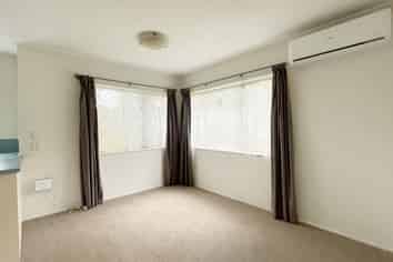 2/3 Elmwood Pl, Manurewa
