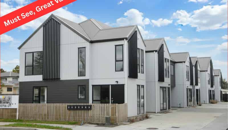 27 Taikata Road, Te Atatu Peninsula
