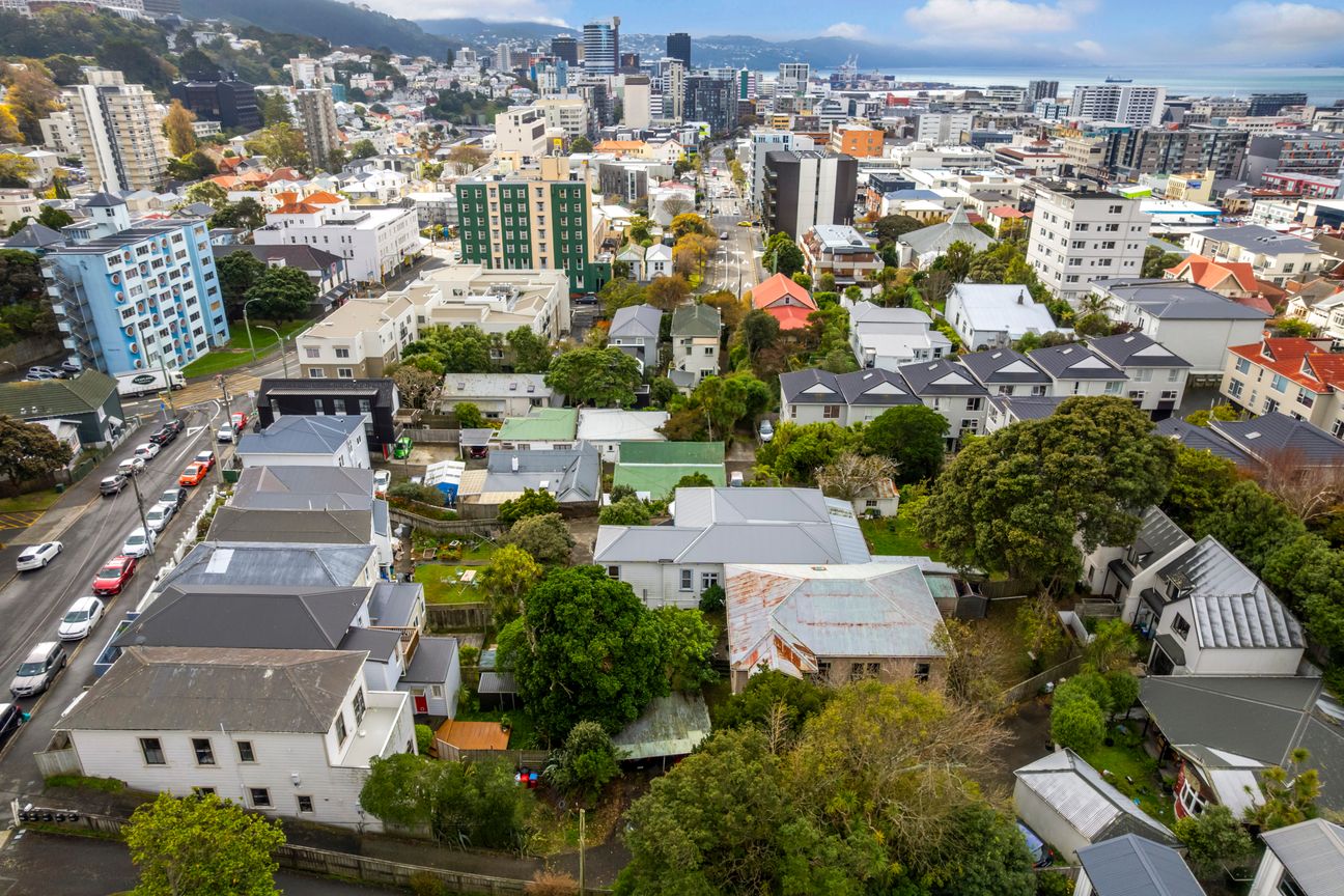 Rare City-Fringe Development Opportunity - Vista 6