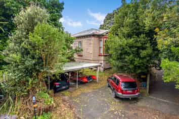 33 Nairn Street, Mount Cook