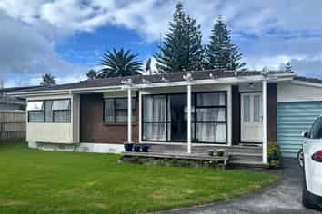 2/4 Weiti Road, Orewa