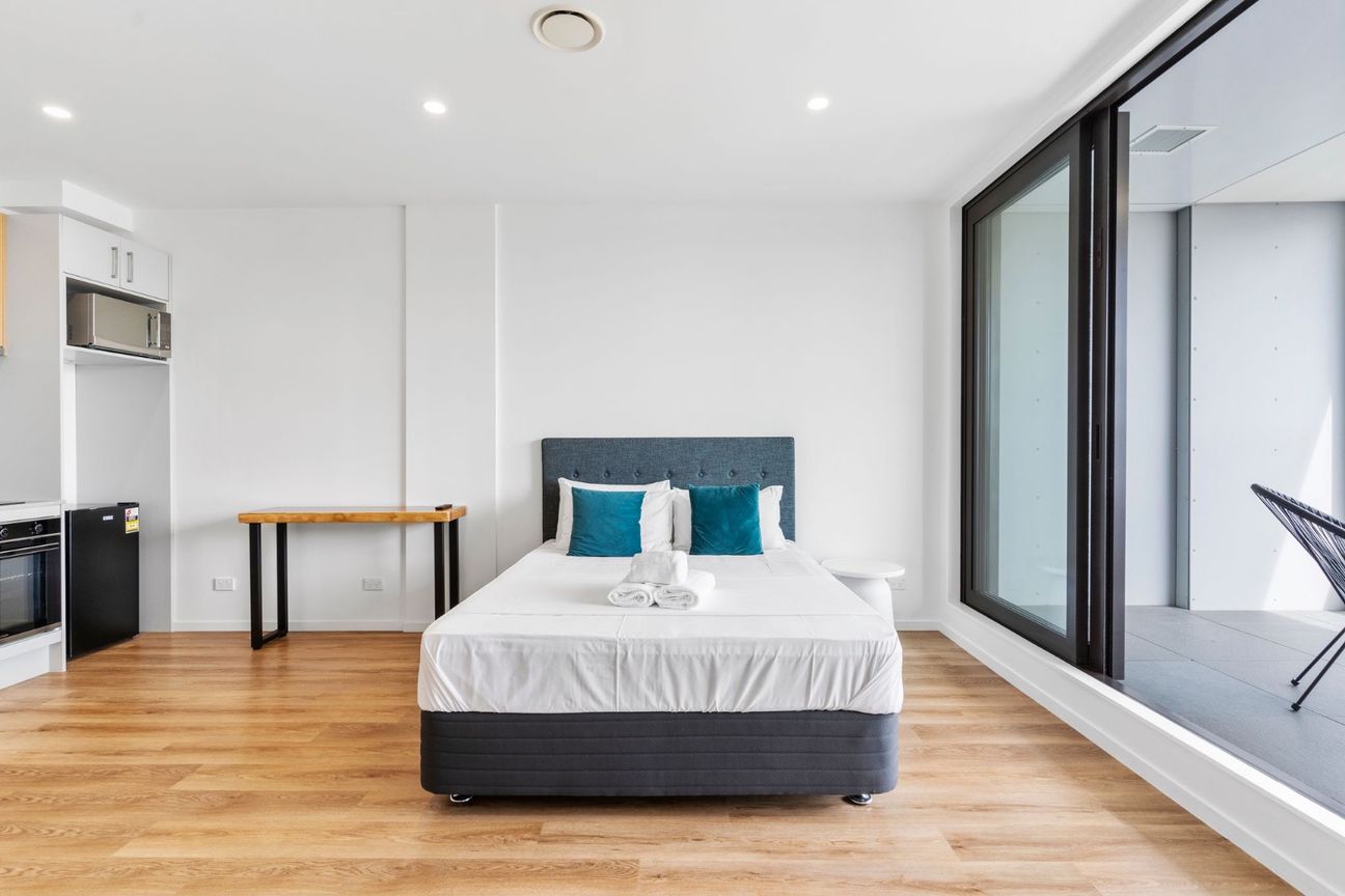 Fully furnished studio Apartment with a balcony - Vista 3