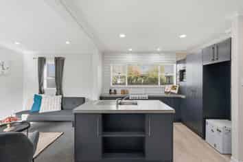 61 Paterson Street, Grasmere