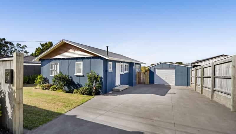 15 Alberta Road, Glen Avon