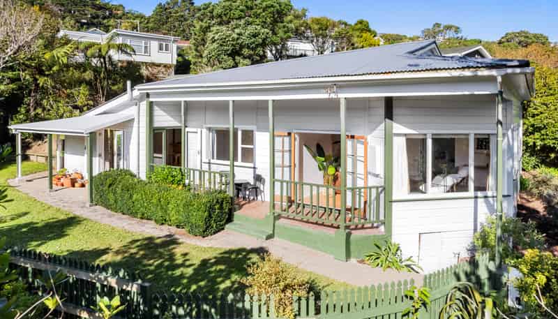 5 Crofton Road, Ngaio
