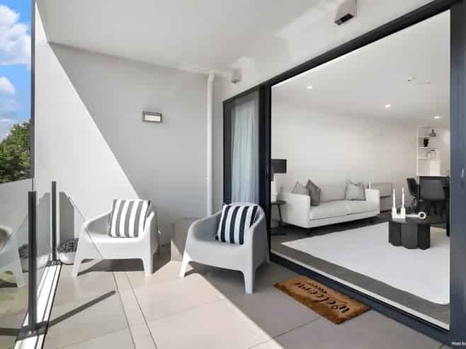 210/8 Thompson Park Road, Mount Wellington