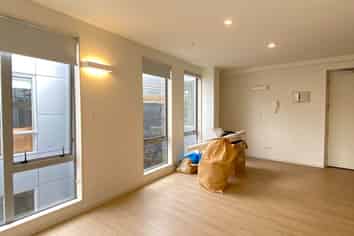 425/4 Wagener Place, Mount Albert