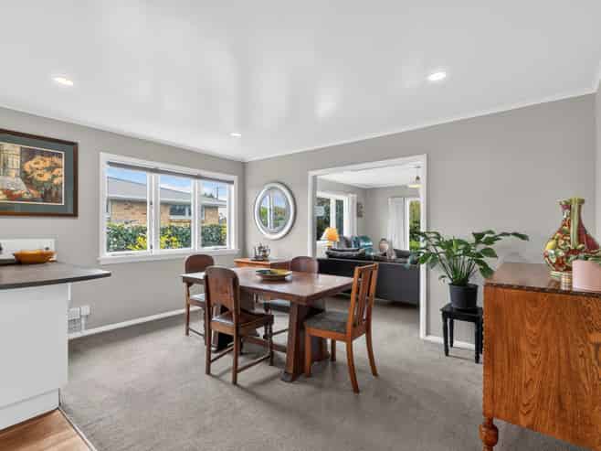 9 Sandwich Road, Saint Andrews
