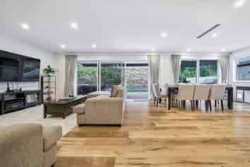 10 Hopetea Street, Long Bay