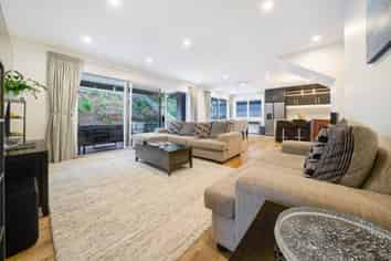 10 Hopetea Street, Long Bay