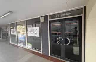 For Lease – simple and functional office space