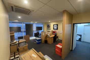 For Lease – simple and functional office space