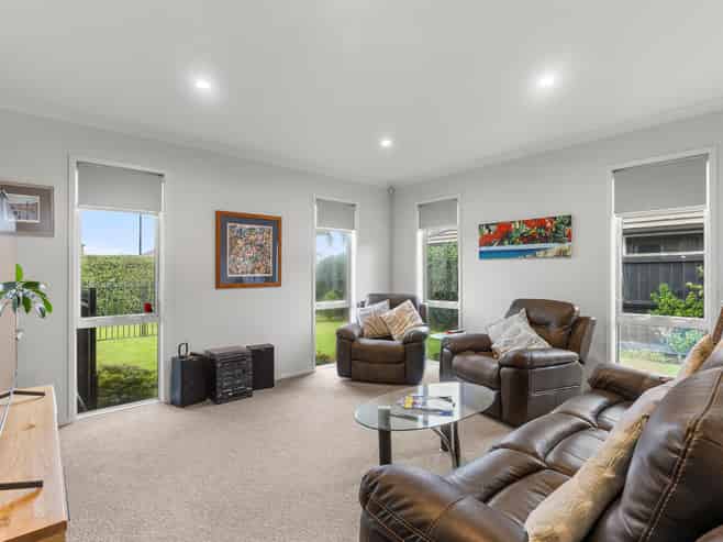 77 Sandhurst Drive, Papamoa