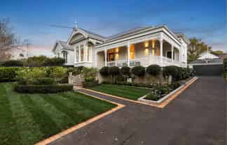 15 Wapiti Avenue, Epsom