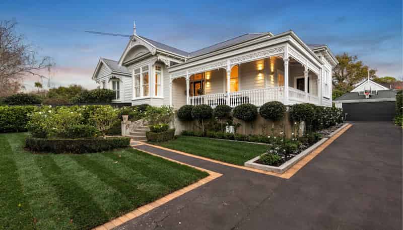 15 Wapiti Avenue, Epsom