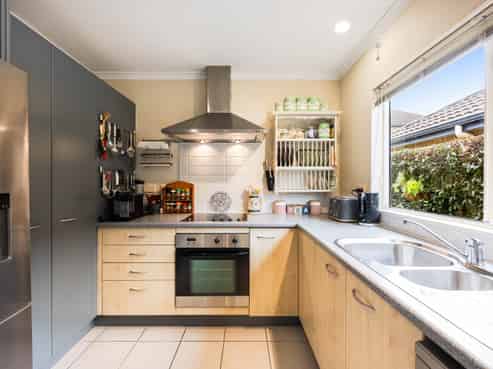 4 Applebox Lane, Henderson