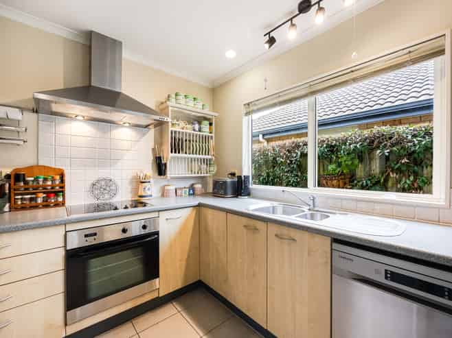 4 Applebox Lane, Henderson