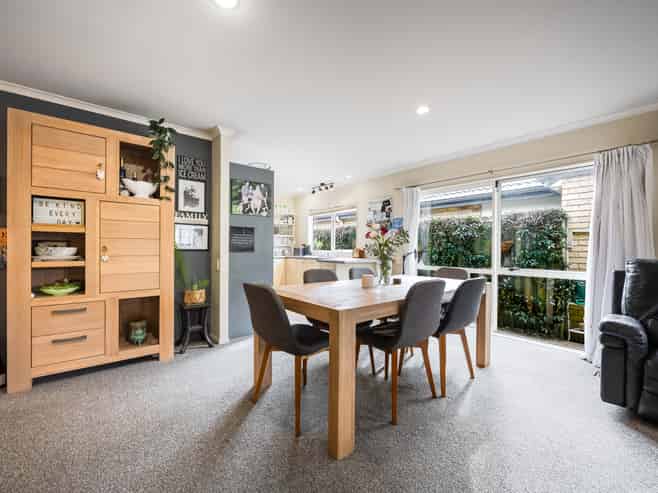 4 Applebox Lane, Henderson