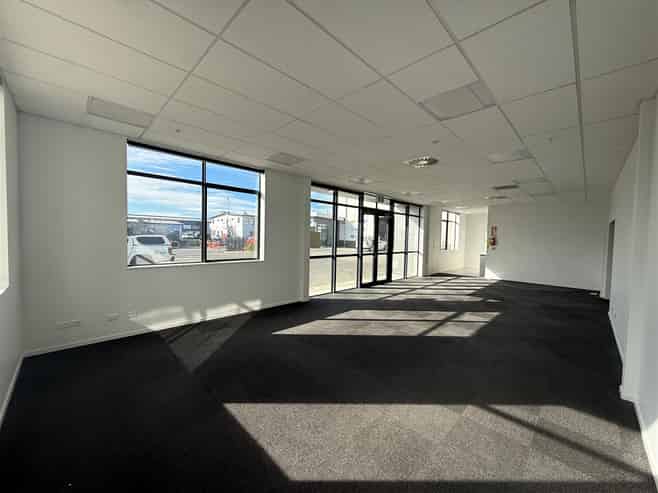 Well-Located and Flexible Industrial Space