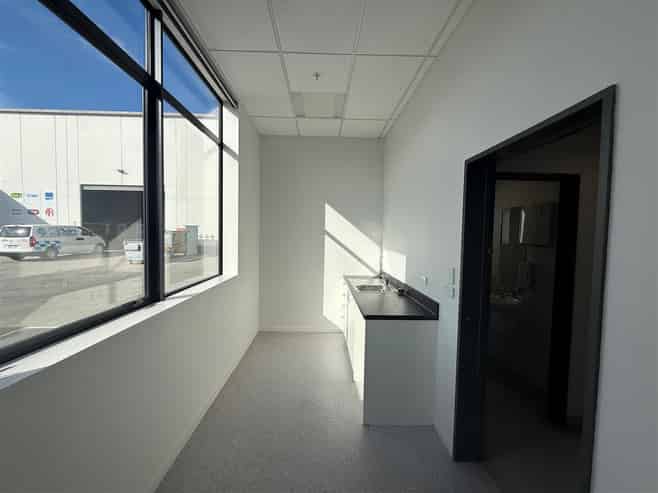 Well-Located and Flexible Industrial Space