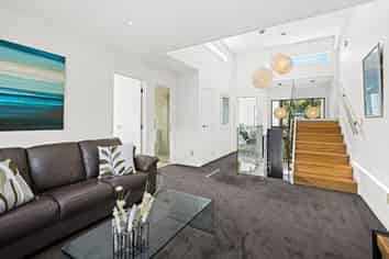 340A Beach Road, Mairangi Bay