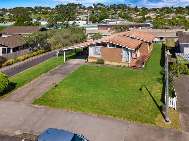12 Cockayne Crescent, Sunnynook