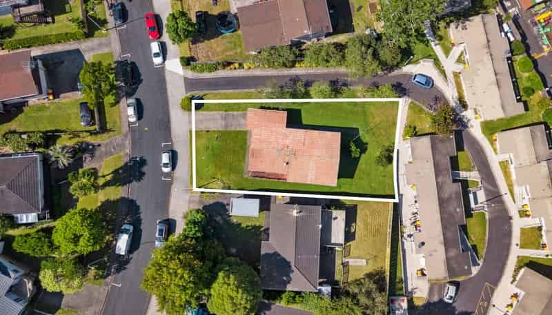 12 Cockayne Crescent, Sunnynook
