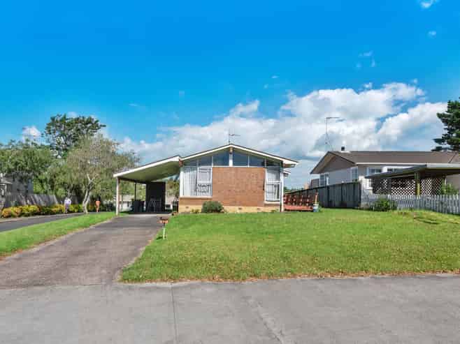 12 Cockayne Crescent, Sunnynook