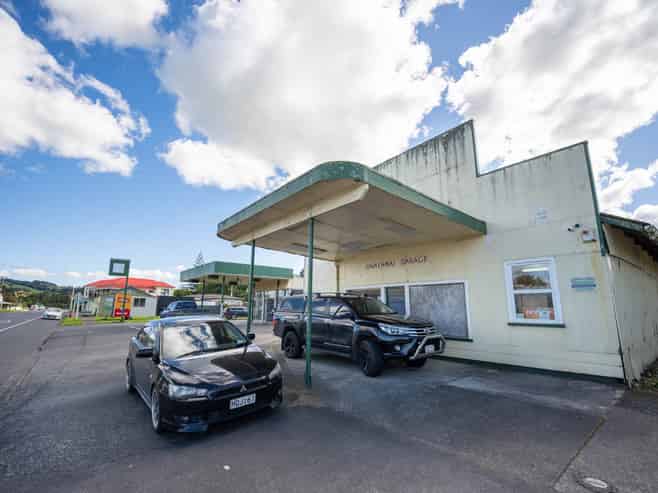 PRIME HIGHWAY FRONTAGE WITH DEVELOPMENT UPSIDE
