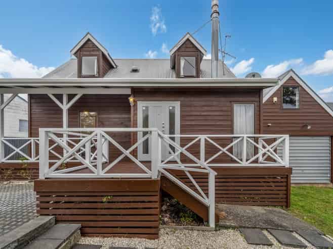 56 Fitzherbert Avenue, West Harbour
