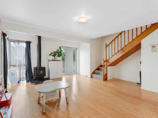 56 Fitzherbert Avenue, West Harbour