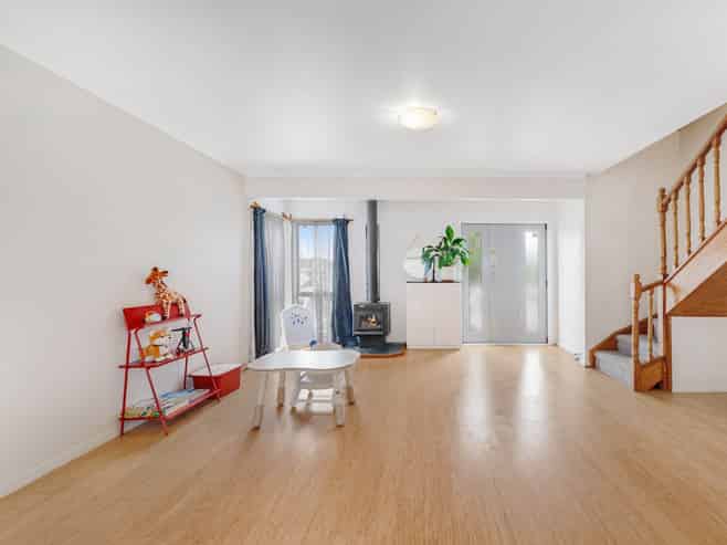 56 Fitzherbert Avenue, West Harbour