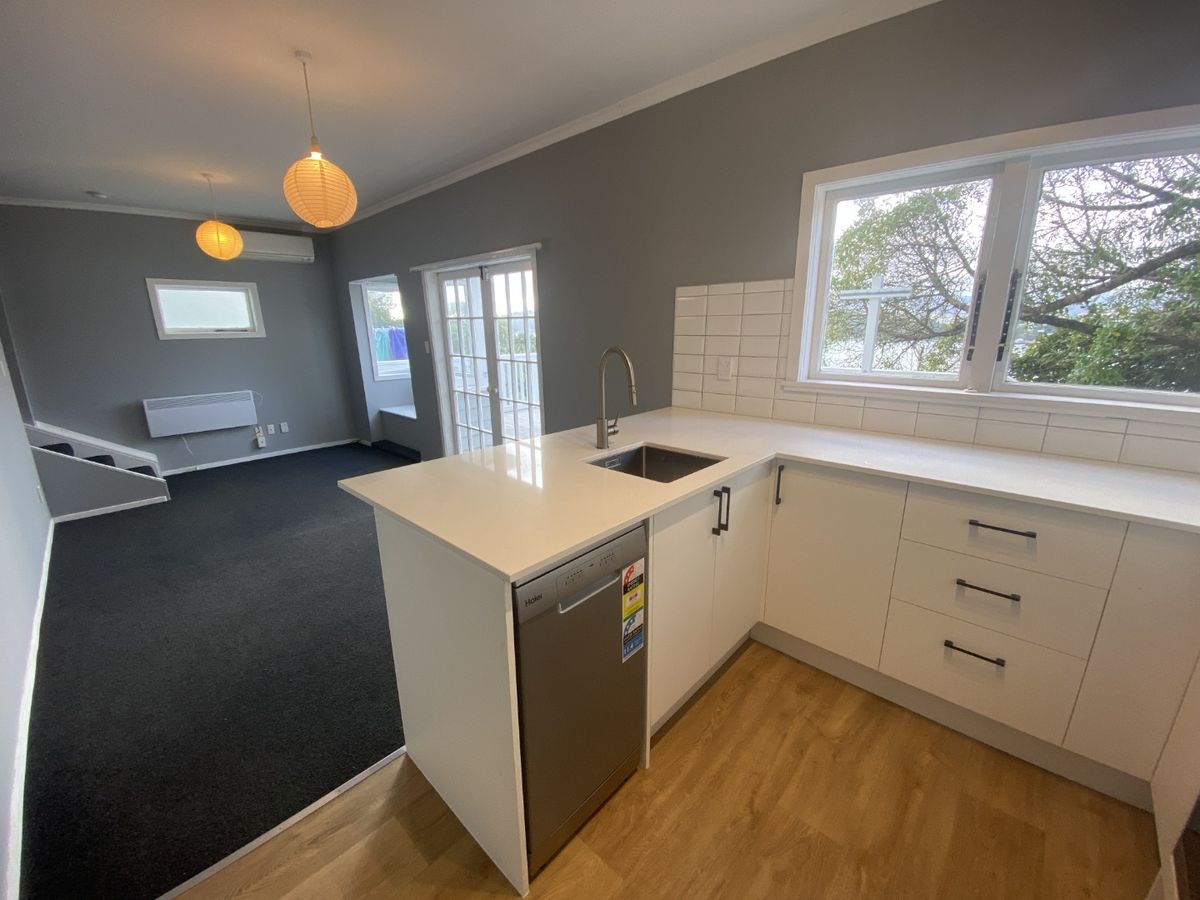 STUNNING SEA VIEWS & EXCELLENT PRESENTATION: - Ansicht 4
