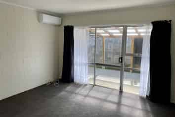 2/85 Clyde Street, Hamilton East