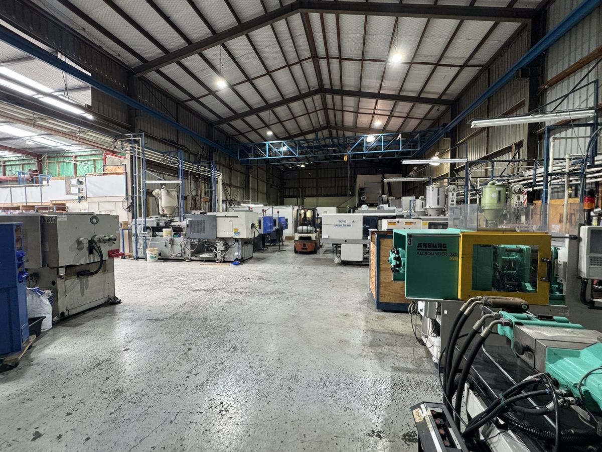 Industrial Warehouse in Te Rapa - Meer