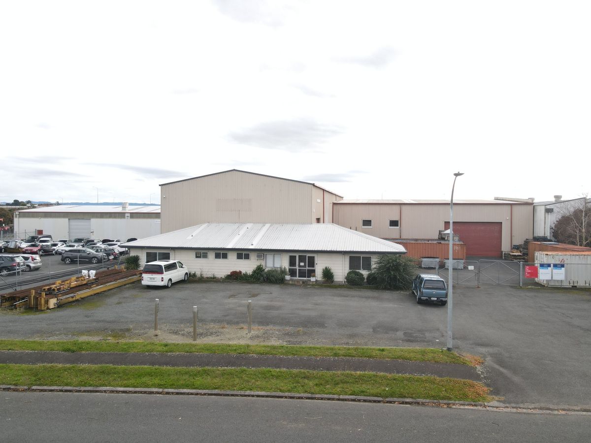 Industrial Warehouse in Te Rapa - Aanzicht 2