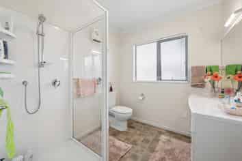 29/9 Fuller Close, Levin