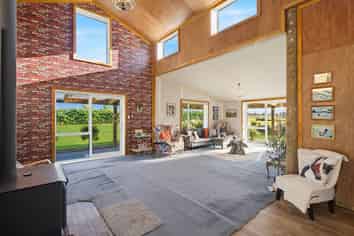 649 Birch Hill Road, Okuku