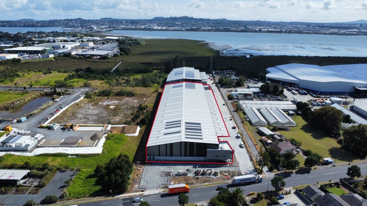 Premium large-scale industrial facility