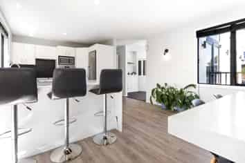 9 Oaktree Lane, Bishopdale