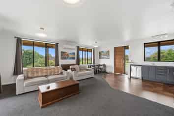 176 Seaward Road, Edendale