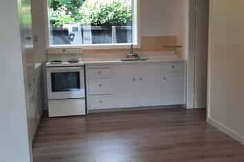 2/127 Clarence Street, Riccarton