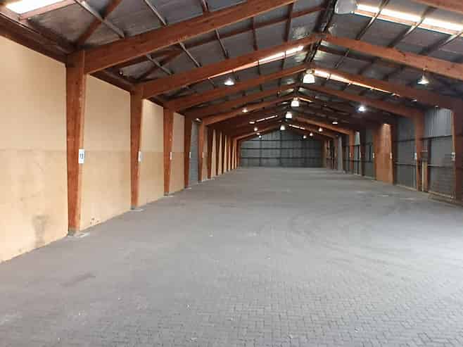 Affordable Clear-span Warehouse
