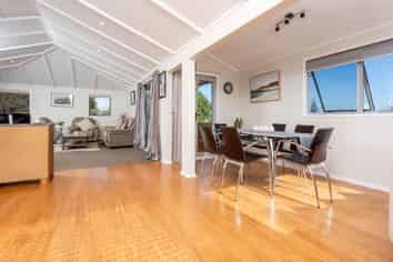 1/16 Tamahere Drive, Glenfield
