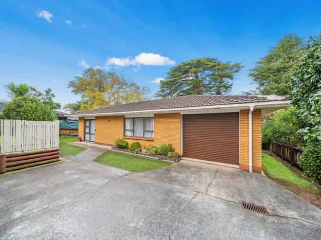 2/33 Gills Avenue, Papakura