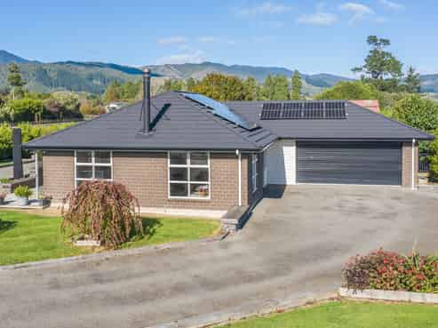 418 Tararua Road, Levin